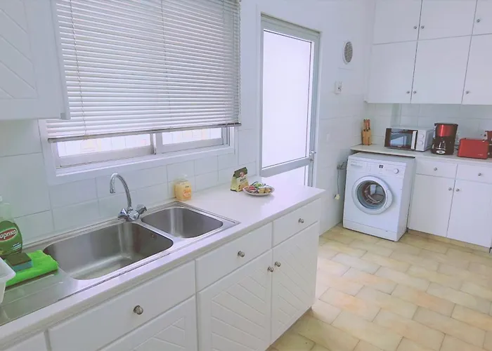 Virtuoso 尼科西亚